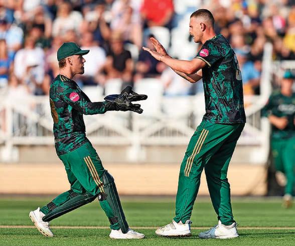 Clarke Blast in vain as Outlaws fall short in run chase