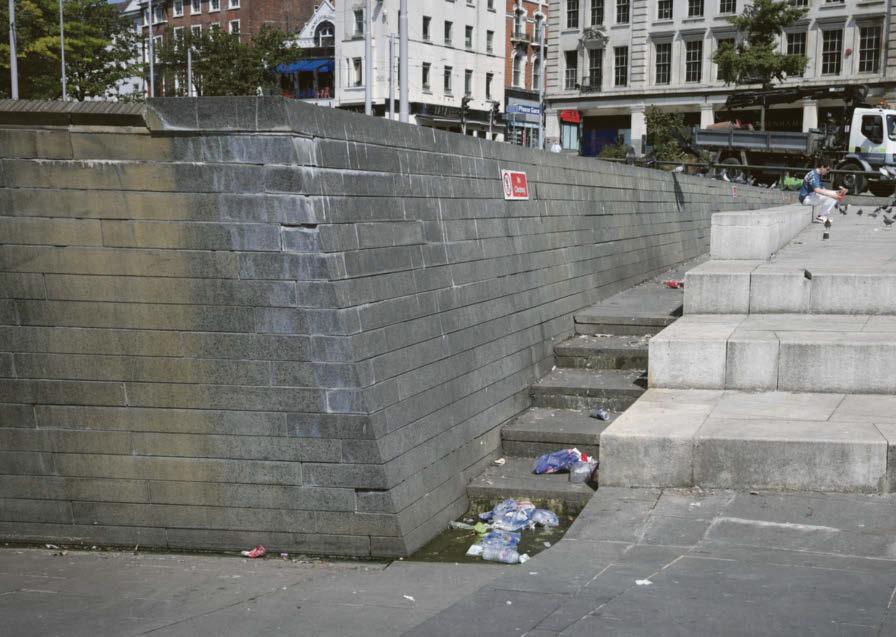 Square's fountains may return - if cash flows in