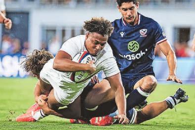 England storm to clean sweep