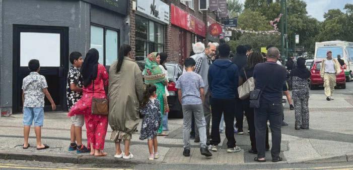 Fish and chip prices travel back in time for Georgio's 50th anniversary