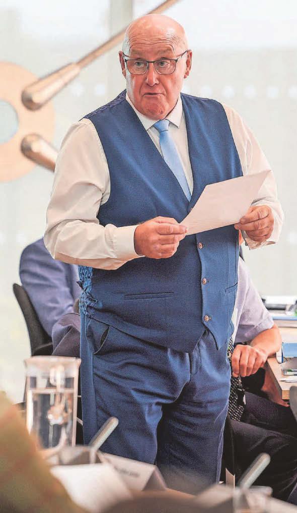 Call to end press ban 'farce' after discussion is refused by Reform
