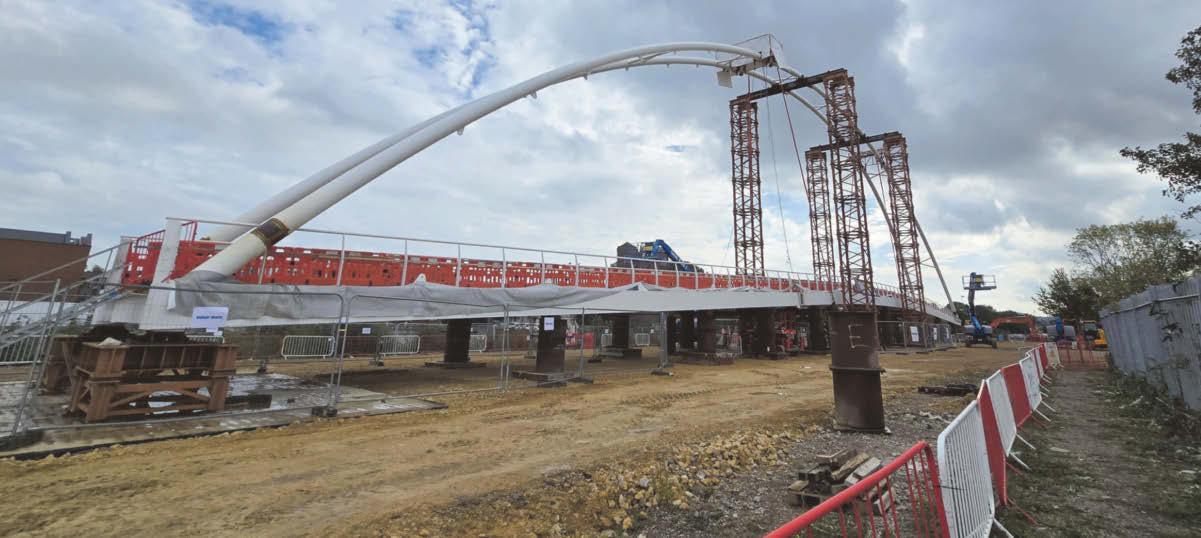 New bridge 'on target' to be finished in June