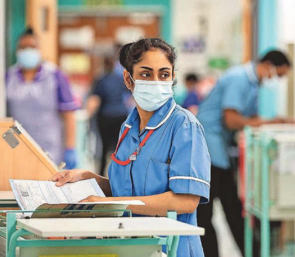 'No plans' to bring back mandatory face masks as Covid cases creep up