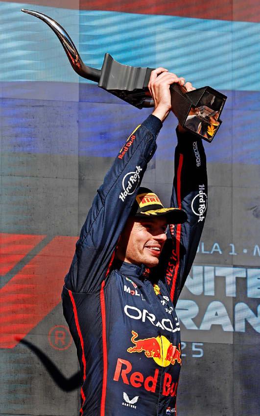 Max in the mix for three-way F1 fight