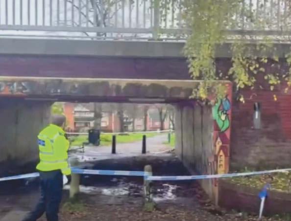 Murder probe after man dies in daylight stabbing