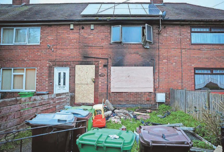 Blaze ruins family's Christmas