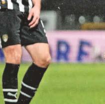 Great Scott! Robertson fires Magpies up to second