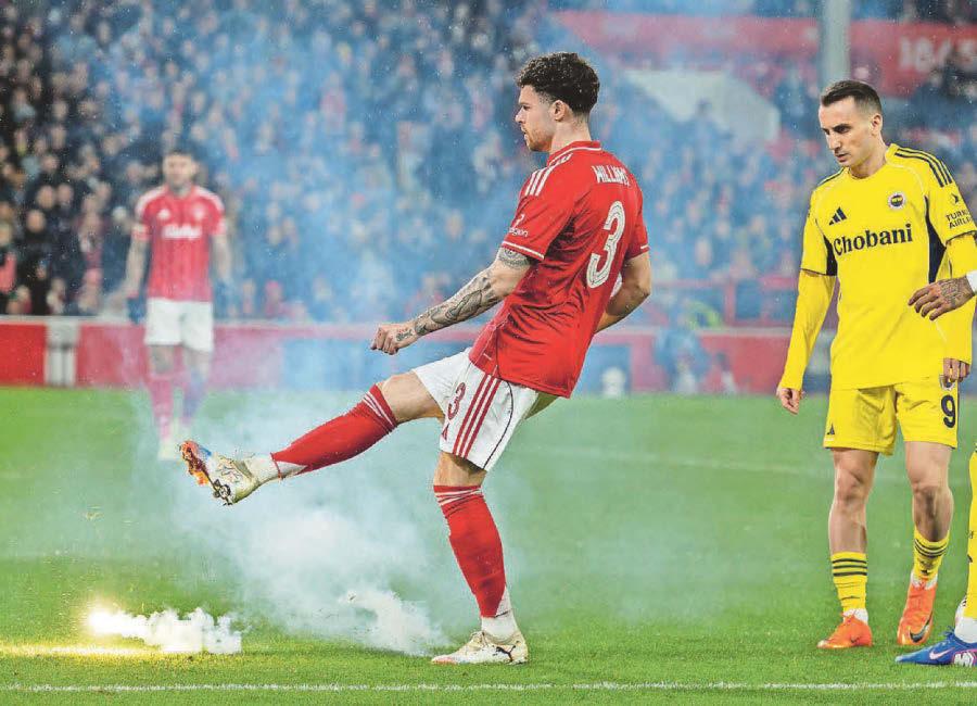 Arrests after flares are thrown on Forest pitch
