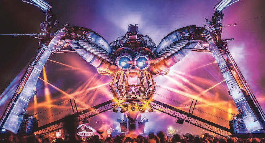 Spectacular spider scuttles towards festival