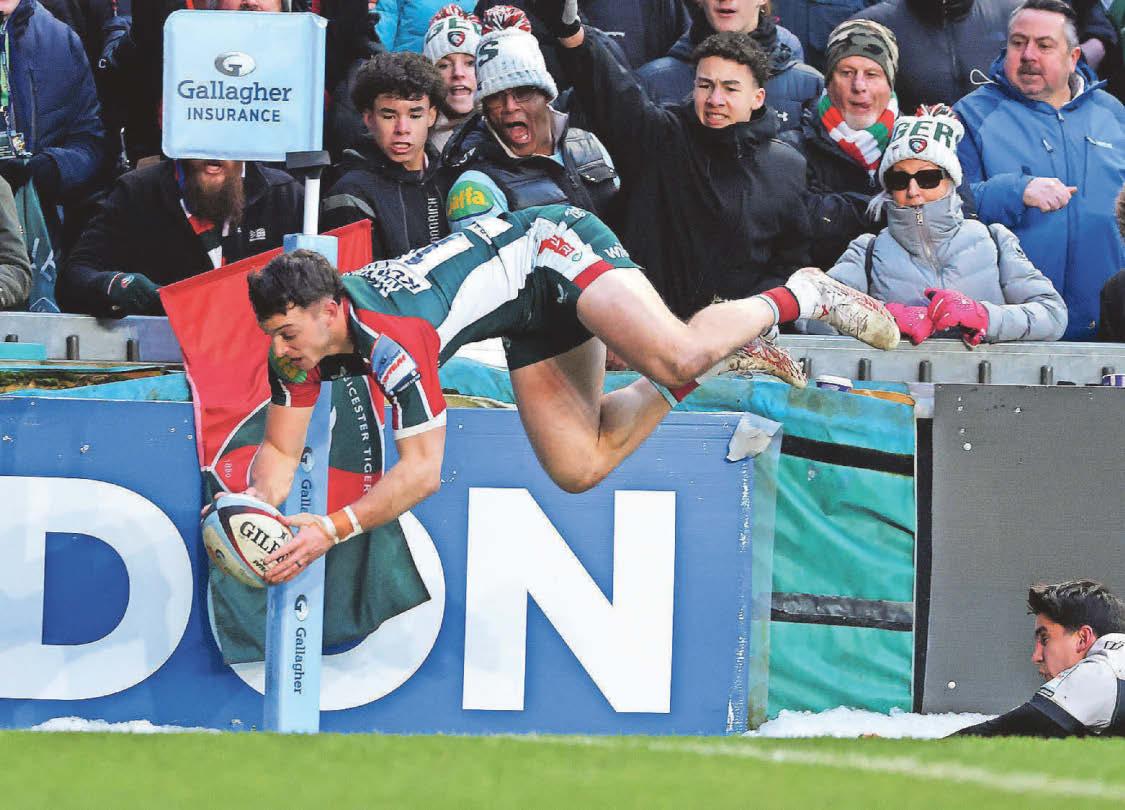 Double from Radwan keeps Tigers in hunt for place in play-offs