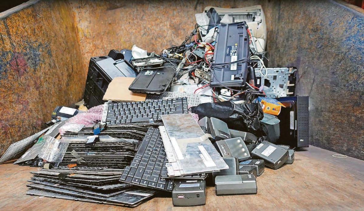 Expert opinion on how to safely recycle end-of-life computers and solar panels