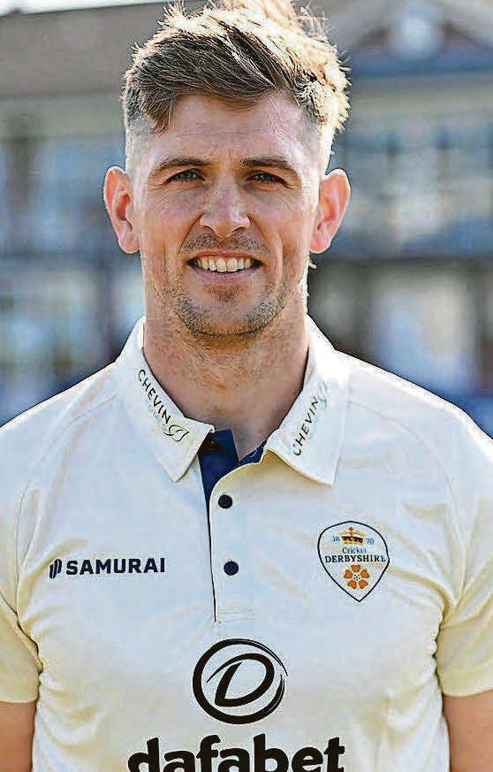 Derbyshire denied as Higgins finds form for Middlesex