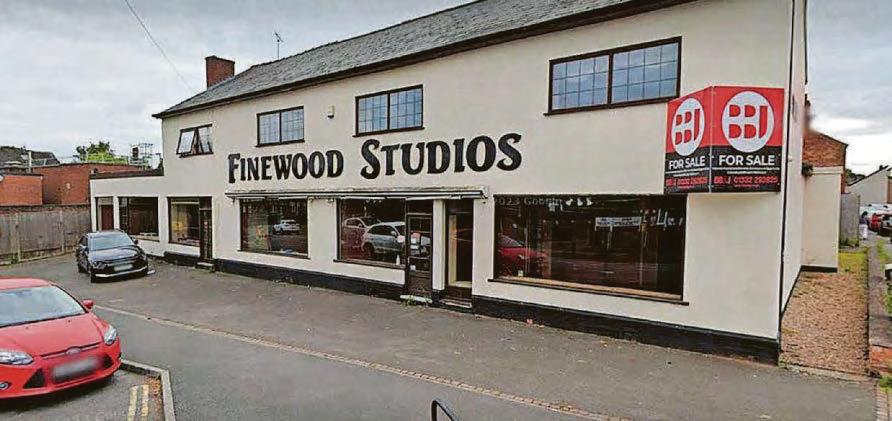 Familiar family behind plan to open wine bar
