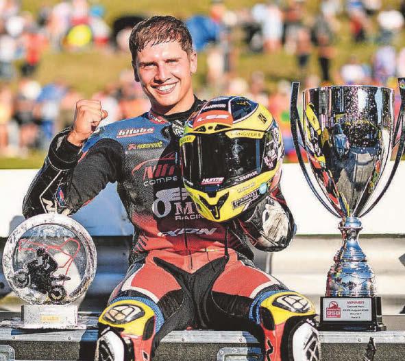 Superb Kyle into Superbike series lead at Cadwell