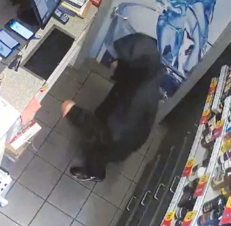 CCTV clue to knifeman who robbed fuel station