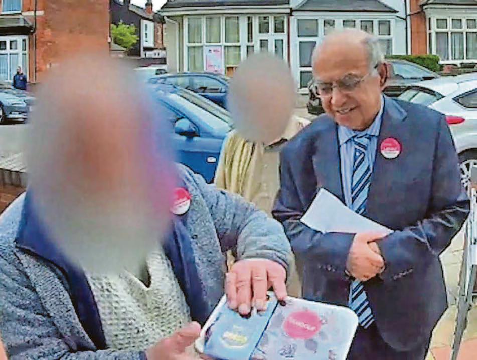 Former Lord Mayor in 'dategate' scandal set to lose VIP privileges