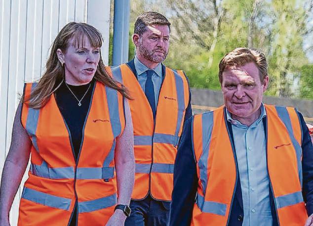 Leader sticks to his guns as union ballots bin workers