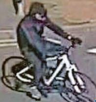 Cyclist hunted following bag snatch