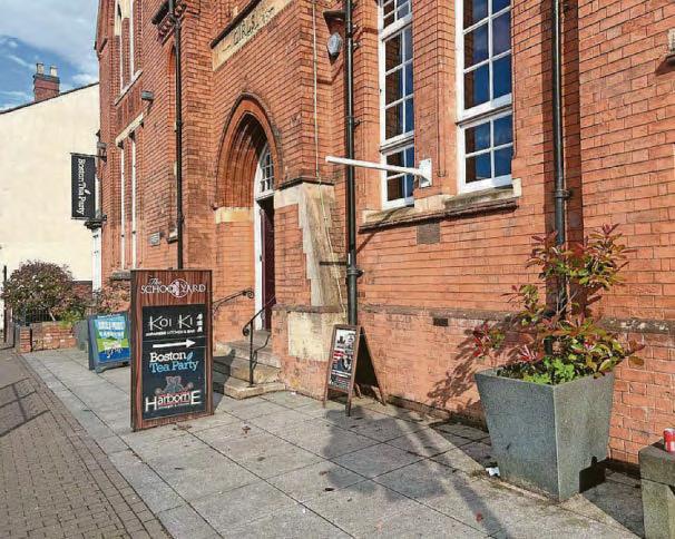 Restaurant serves up shock as customers find it shut