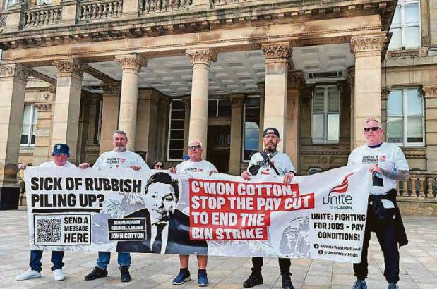 Strike supporters mar election of new mayor