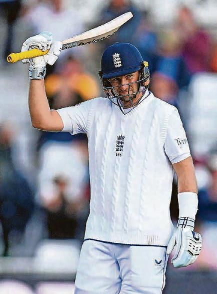 England pile on runs in mis-matched Test