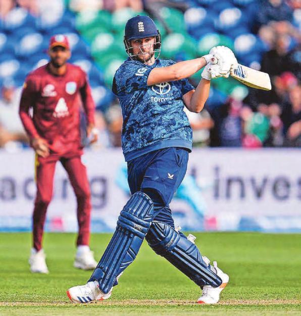 Record-breaking Root seals series with huge knock