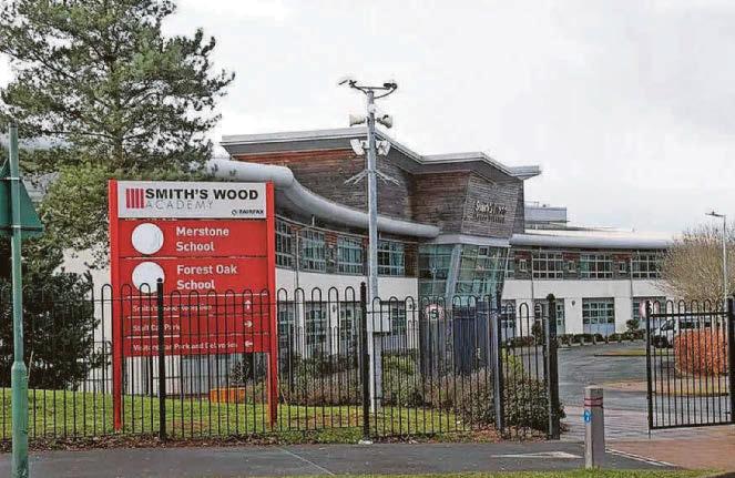 Teacher who replaced art in exam folder escapes ban