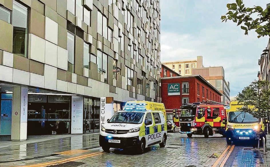 Man's fatal fall from landmark 'not suspicious'