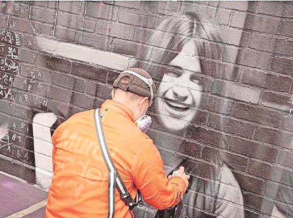 Ozzy mural artist gets Sharon surprise