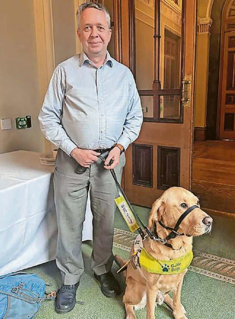 Philip calls for council to act on pavement parking