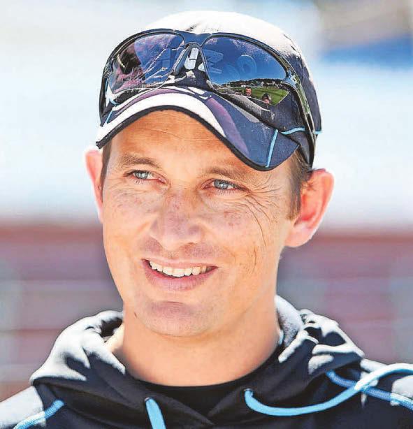 Bond stirred by new Phoenix job