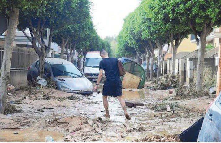 Couple died after being caught in flash floods