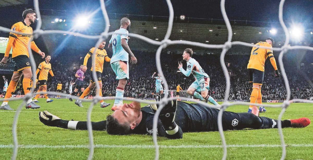 Edwards keeps his faith in a post-Christmas miracle