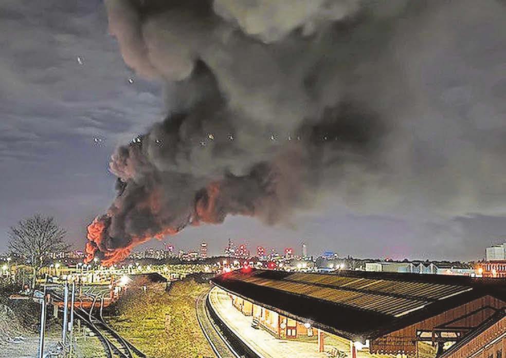 14 engines race to carpets blaze