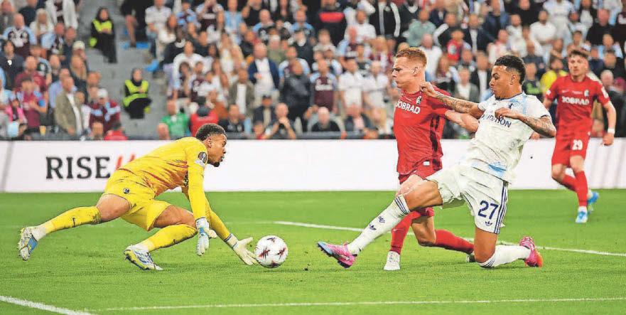 BUEND-it like Beckham as Villa enjoy their Turkish DELIGHT!!!