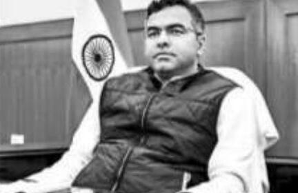 मंत्री प्रवेश वर्मा की विधायकी को चुनौती, याचिका पर नोटिस जारी