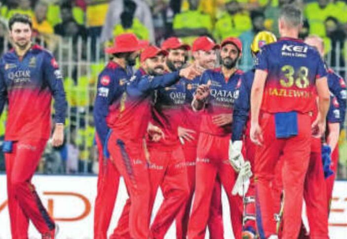 चेपाक में सत्रह साल बाद रायल चैलेंजर्स बेंगलुरु की शानदार जीत चेपाक में सत्रह साल बाद रायल चैलेंजर्स बेंगलुरु की शानदार जीत