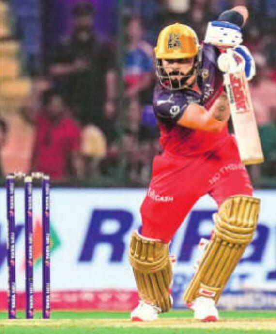 दिल्ली को हरा कर रायल चैलेंजर्स बेंगलुरु अंक तालिका में शीर्ष पर