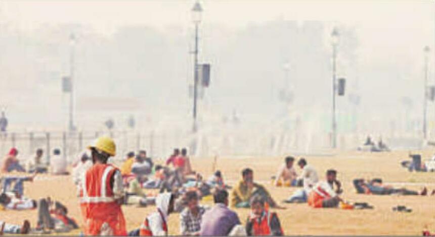 दिल्ली में प्रदूषण गंभीर स्तर पर पहुंचा, नोएडा देश में सर्वाधिक प्रदूषित शहर