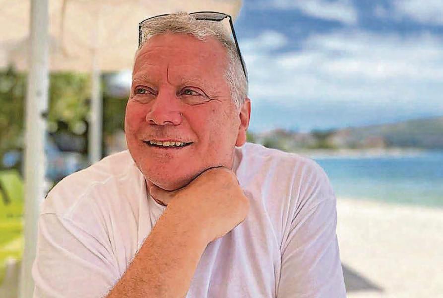 Tributes to a champion of newspaper journalism