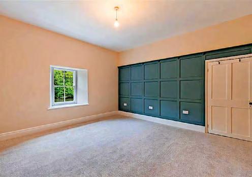 PRIVATE RIVER FRONTAGE