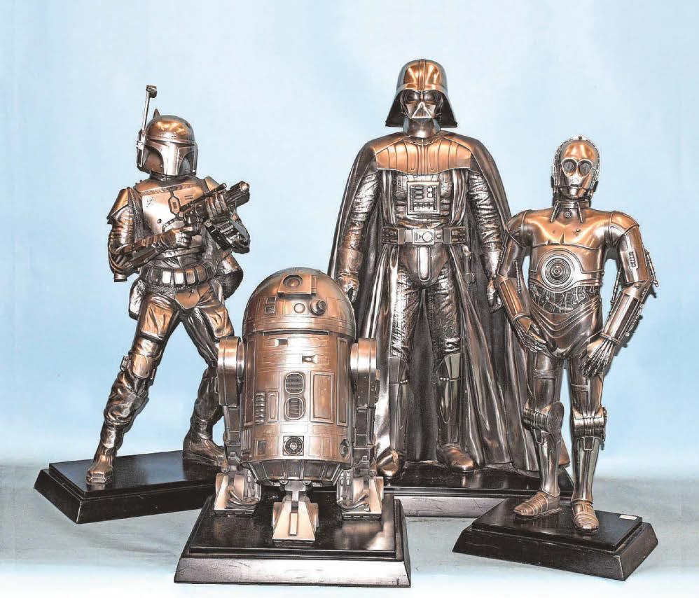 Large-scale figures star in sale