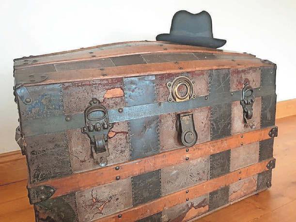 Proper old suitcases used to tell a story