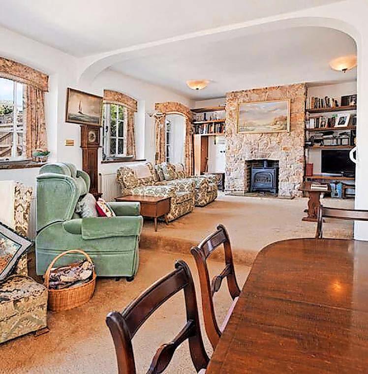 FORMER STABLES AND STUDIO