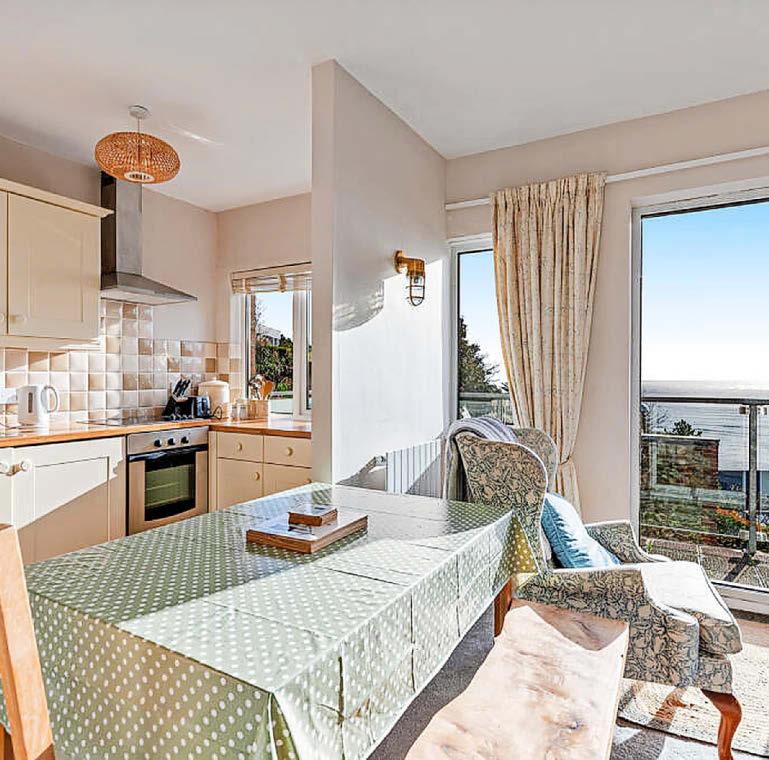 FIRST-FLOOR APARTMENT