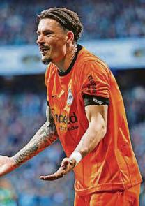 IT'LL BE ROCKING WARNS ROBIN