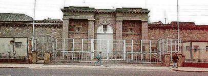 MAN 'BIT 2 PRISON OFFICERS & PUNCHED ANOTHER'