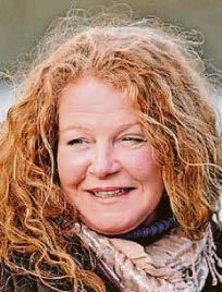 TENBOB IS NO TWO-BOB ACE