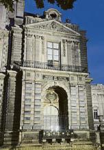 Louvre heist 2 arrested