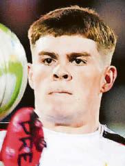 Teen star Leonard opts for Norwich